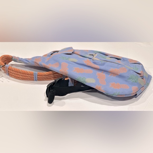 KAVU - Rope Bag / Sling Pack - Picture 5 of 13